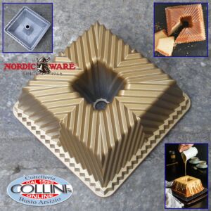 Nordic Ware - Stampo Ciambella Quadrata - Bundt square pan 
