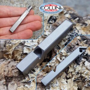 Nitecore - Titanium Whistle NWS10 - fischietto di emergenza 